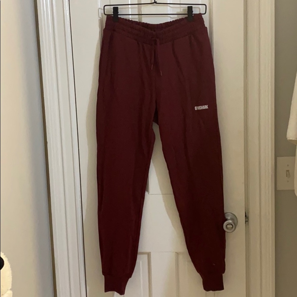 Gymshark training joggers small burgundy NWT